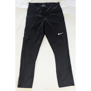 Nike Women's Power Fly Victory Black Capri Legging Size M GUC